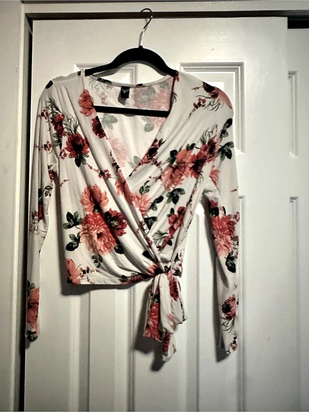 windsor Floral Wrap Blouse in Pink & White Like New